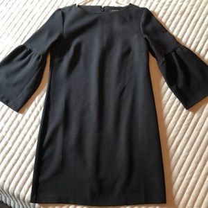 Banana Republic black dress bell sleeves sz 6